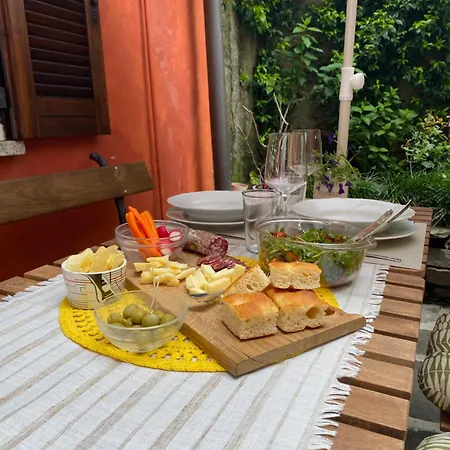 La Casa Rosa Di Riso Amaro