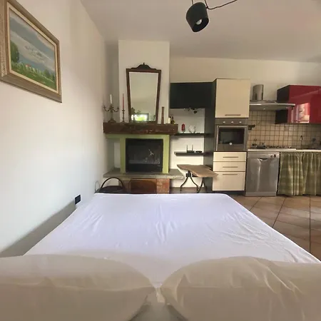 La Casa Rosa Di Riso Amaro * Orta San Giulio