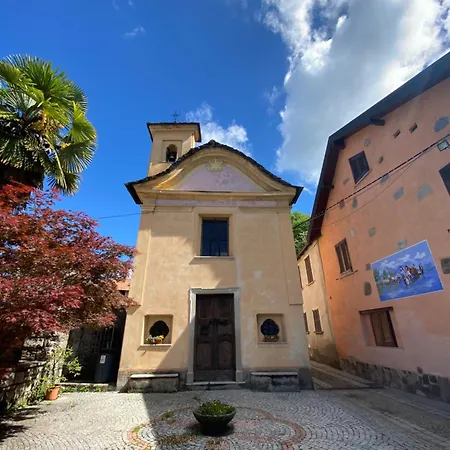 La Casa Rosa Di Riso Amaro Orta San Giulio