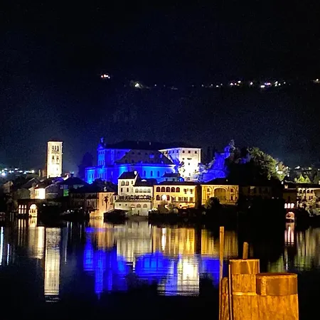 Apartment La Casa Rosa Di Riso Amaro